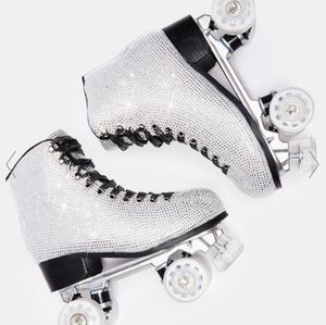 Billionaire I eyes Bling Skates